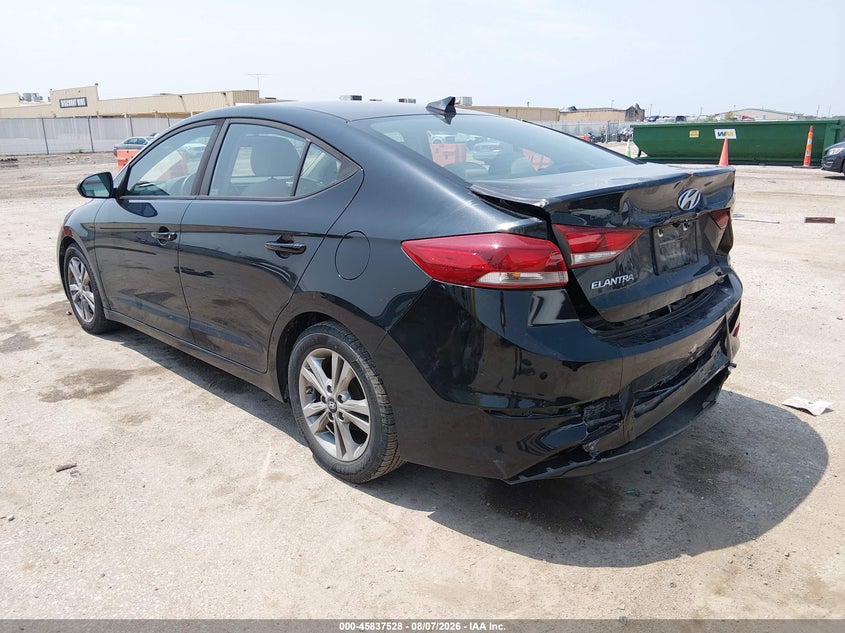 Vin: kmhd84lf0hu104005, lot: 46336436, hyundai elantra se 20173