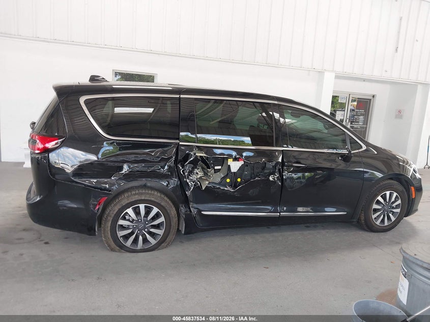 CHRYSLER PACIFICA HYBRID 2022 VIN 2C4RC1S73NR227534
