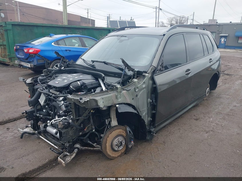 2023 BMW X7, Front End, IAAI, VIN 5UX33EM0XP9P47640 — photo 2