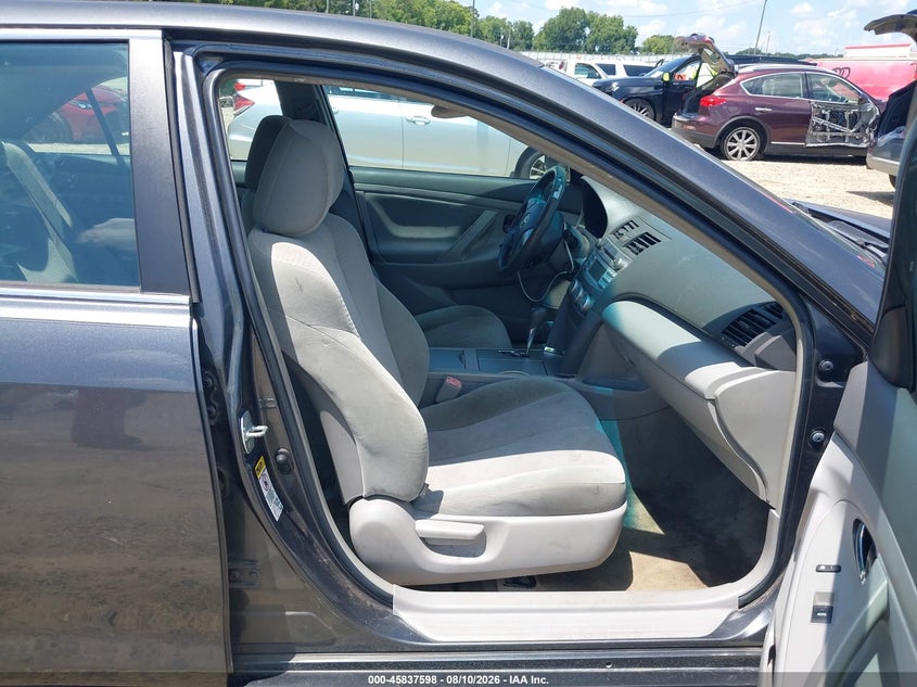2011 TOYOTA CAMRY auction photo 5