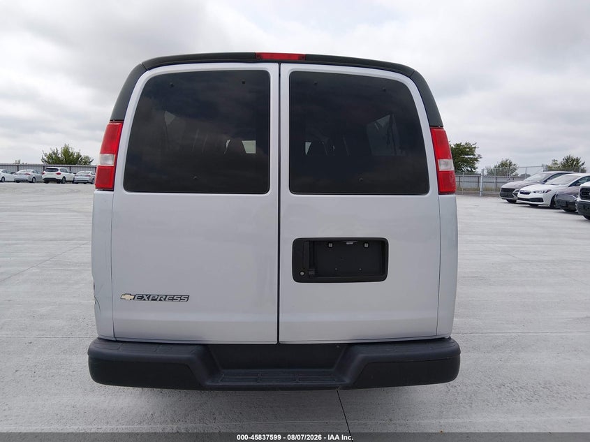 CHEVROLET EXPRESS PASSENGER 2023 VIN 1GAZGNFP4P1111720