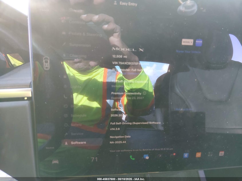 TESLA MODEL X 2025 VIN 7SAXCBE51SF462550