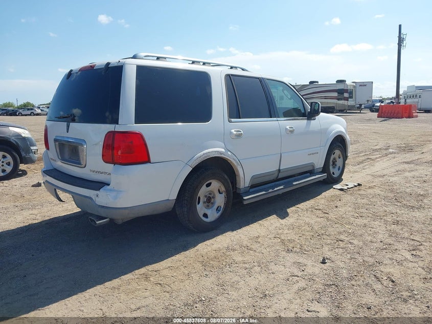 2003 LINCOLN NAVIGATOR auction photo 4