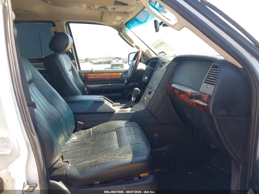 2003 LINCOLN NAVIGATOR auction photo 5