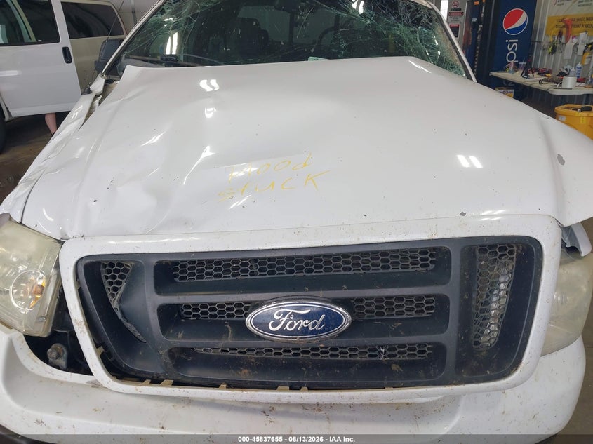 2004 FORD F-150 PICKUP 5.4L V-8 VVT, 300HP