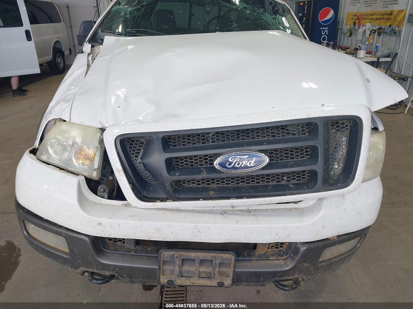 2004 FORD F-150 auction photo 6