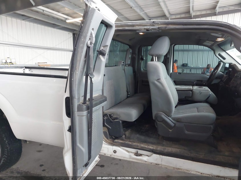 2016 FORD F-250 auction photo 8
