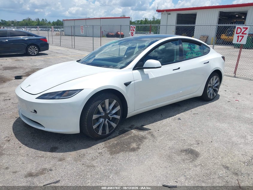 2025 Tesla Model 3, Невідомо, IAAI, VIN 5YJ3E1EA5SF076730 — фото 2