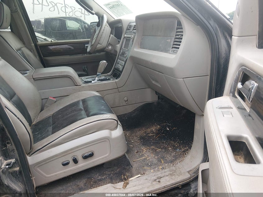 2008 LINCOLN NAVIGATOR L auction photo 5