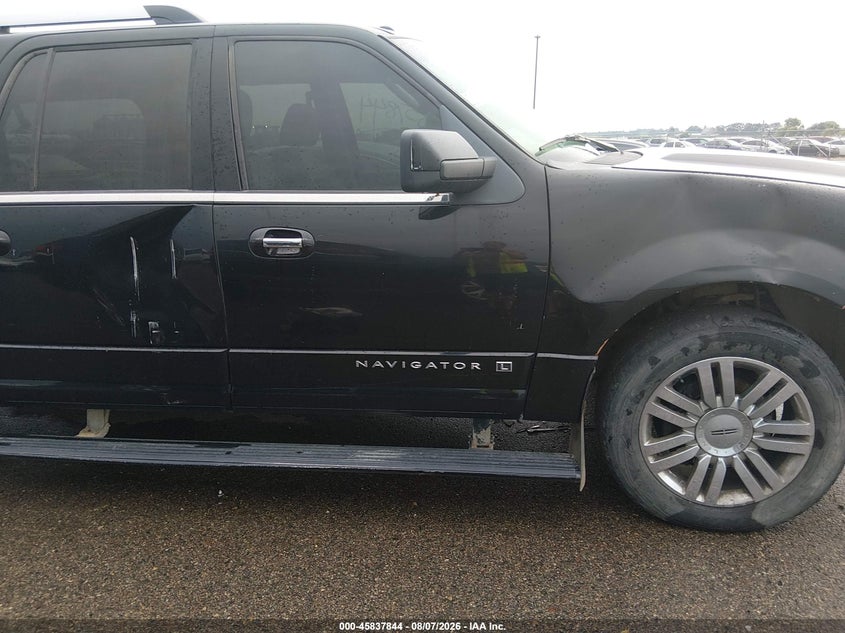 2008 LINCOLN NAVIGATOR L auction photo 6