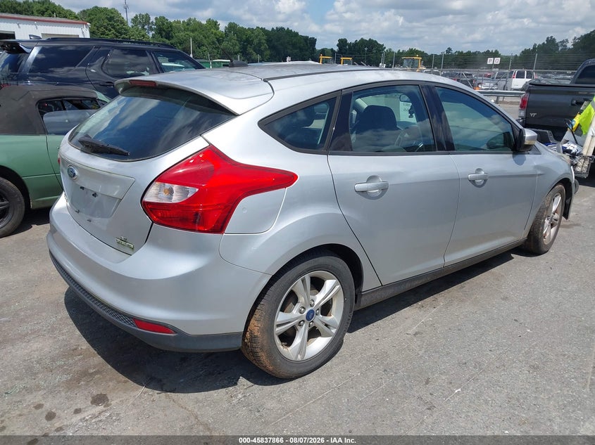 Vin: 1fadp3k2xel225423, lot: 46336774, ford focus se 20144