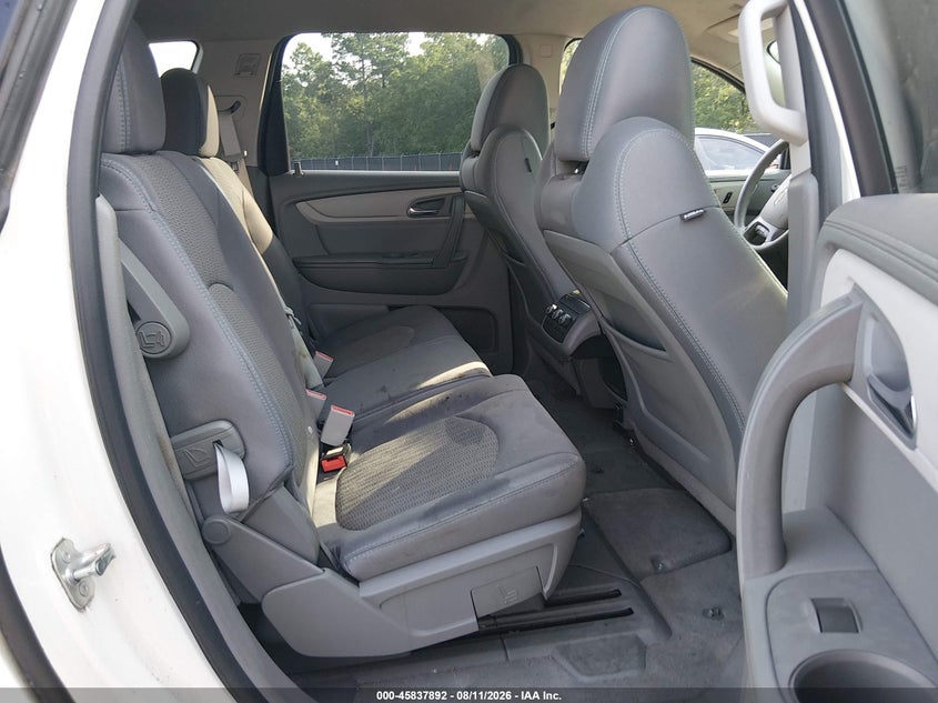 2015 CHEVROLET TRAVERSE auction photo 8
