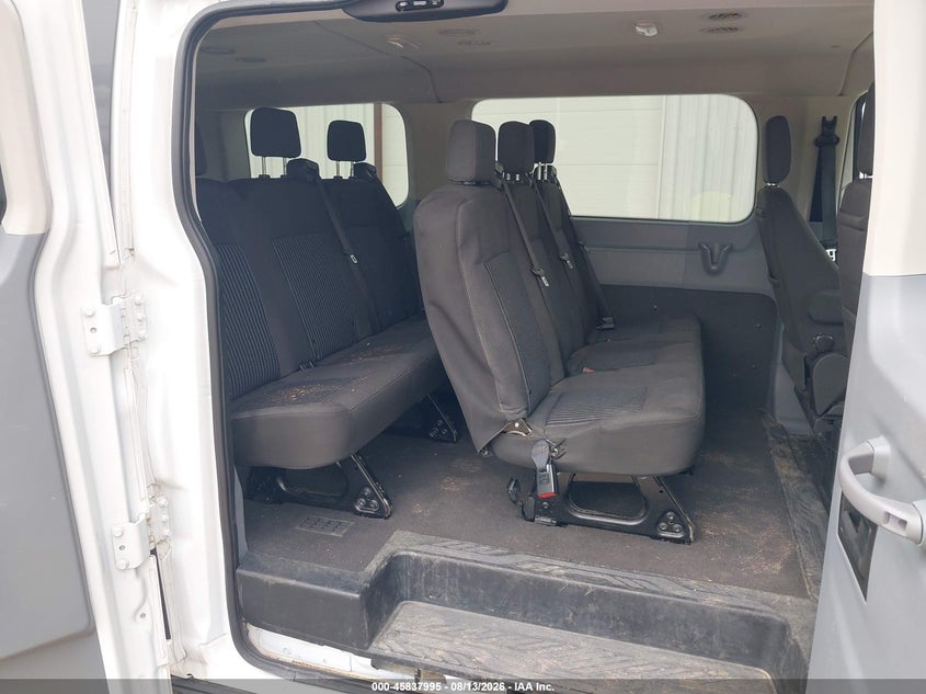2018 FORD TRANSIT-150 auction photo 8