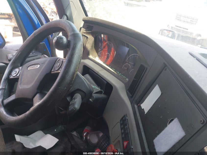 2020 FREIGHTLINER NEW CASCADIA 126 auction photo 5