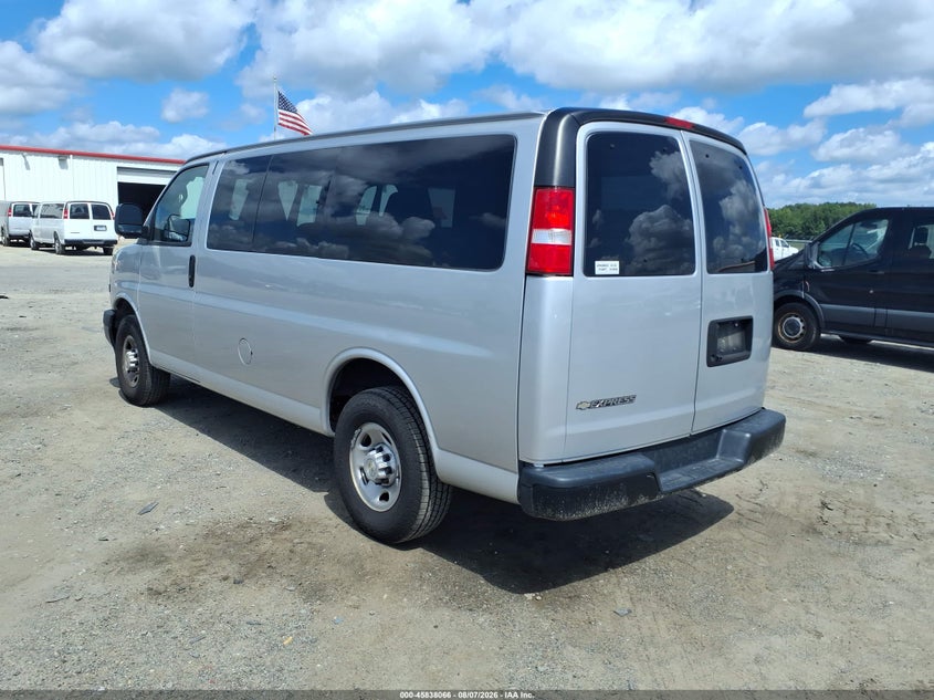 Vin: 1gawgefg4l1265552, lot: 46336974, chevrolet express passenger rwd 2500 regular wheelbase ls 20203
