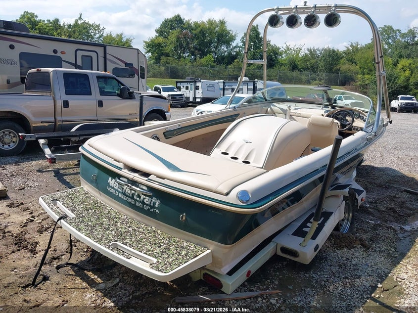 1999 MASTERCRAFT 190 auction photo 4
