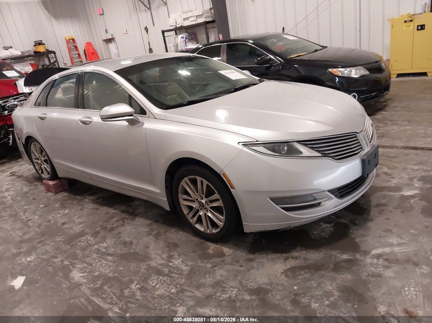 2013 LINCOLN MKZ