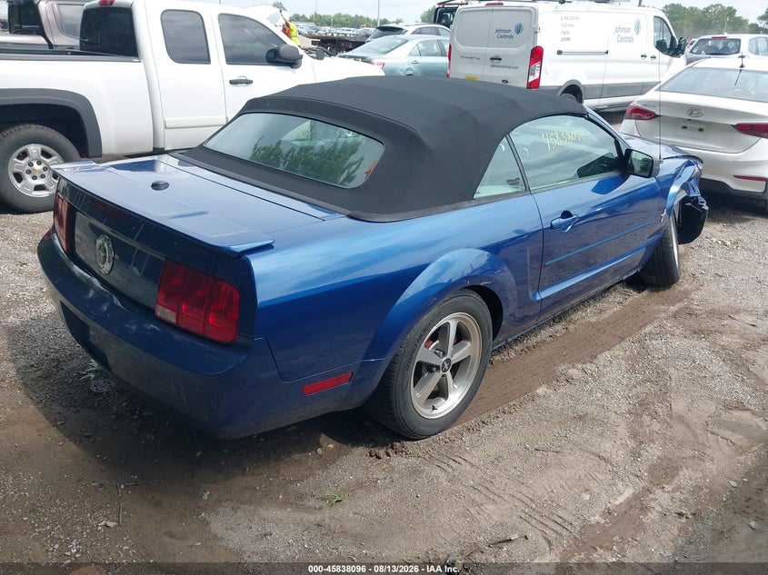 2008 FORD MUSTANG auction photo 4