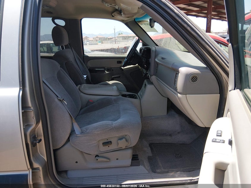2001 CHEVROLET SUBURBAN 1500 auction photo 5