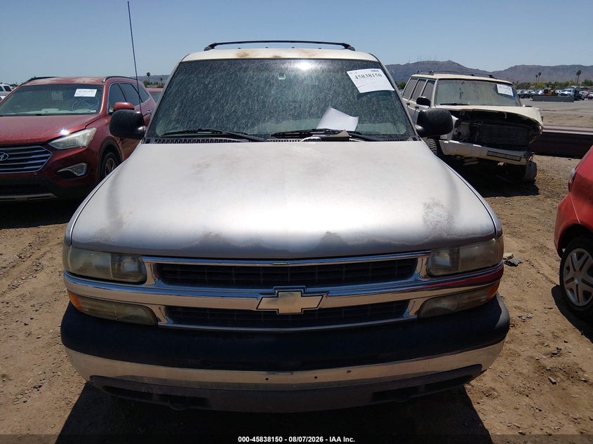 2001 CHEVROLET SUBURBAN 1500 auction photo 6