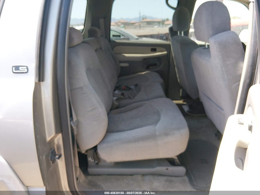 2001 CHEVROLET SUBURBAN 1500 auction photo 8