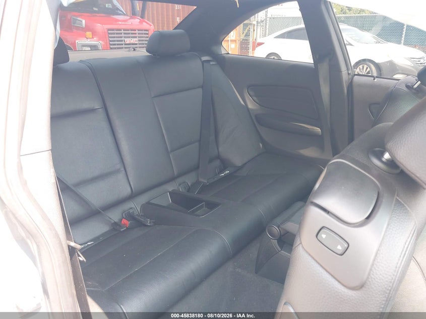 BMW 135I 2012 VIN WBAUC9C51CVM12291