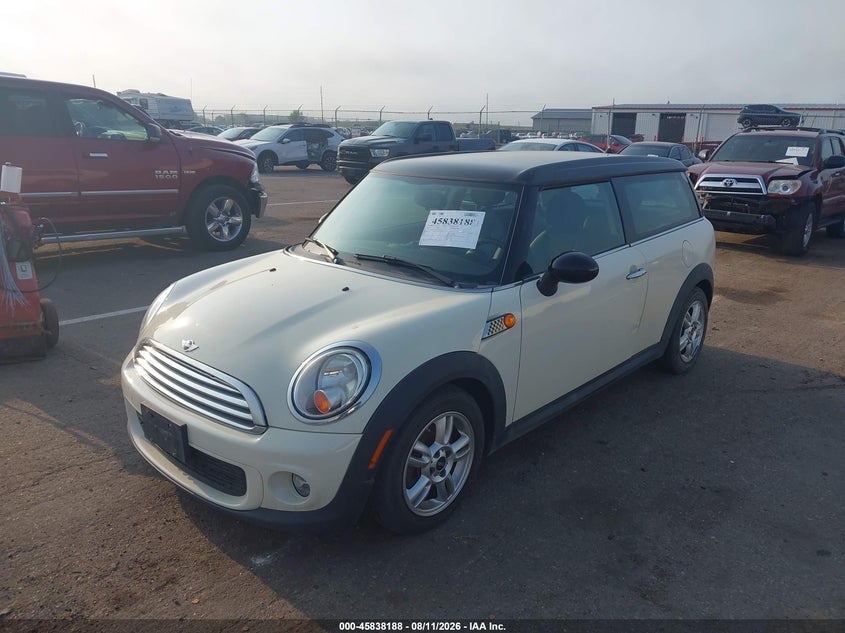 2014 MINI CLUBMAN auction photo 2