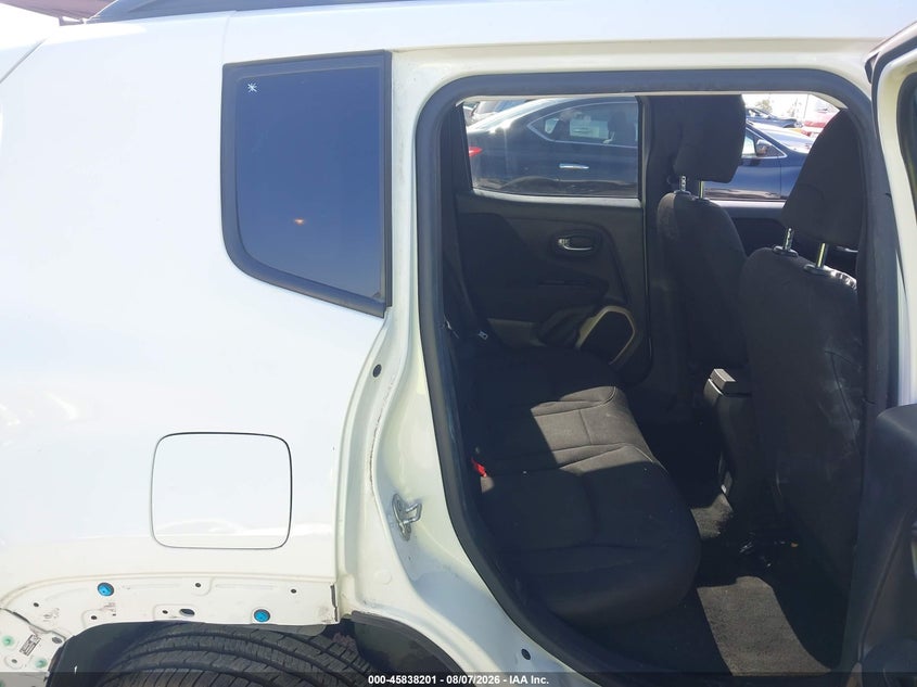 2017 JEEP RENEGADE auction photo 8