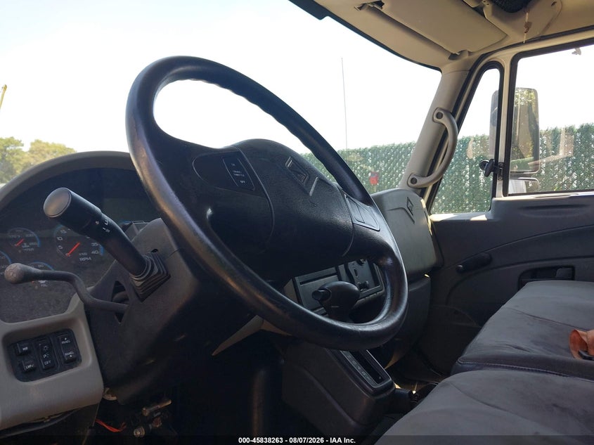 2011 INTERNATIONAL 4000 4300 LP TRUCK N/A