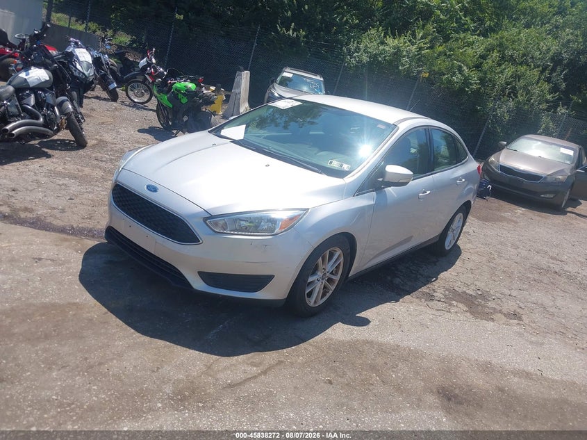 Vin: 1fadp3f24fl364958, lot: 46337180, ford focus se 20152