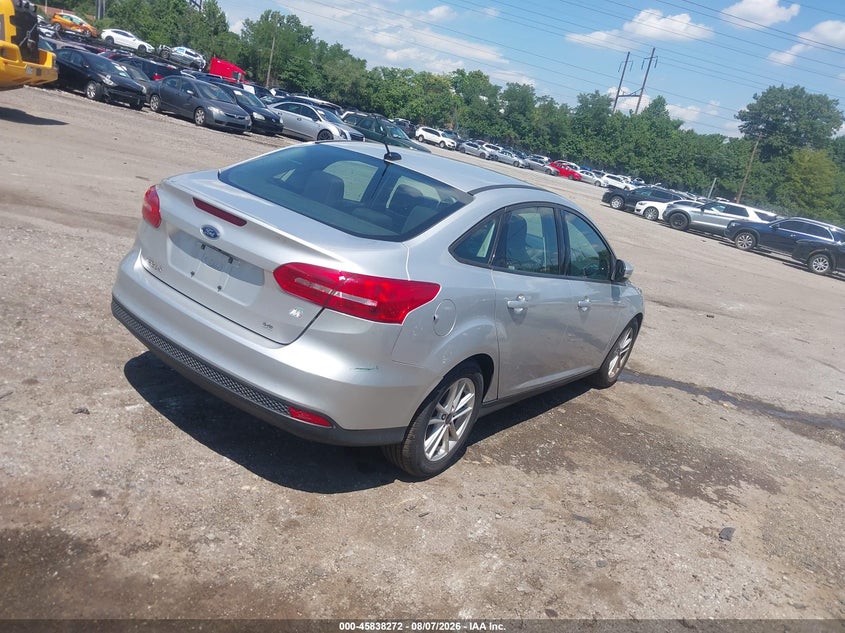 Vin: 1fadp3f24fl364958, lot: 46337180, ford focus se 20154