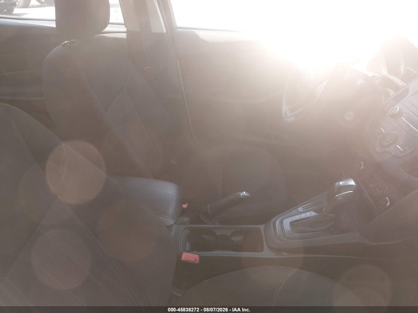 FORD FOCUS 2015 VIN 1FADP3F24FL364958
