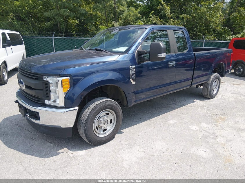 2017 FORD F-350 auction photo 2