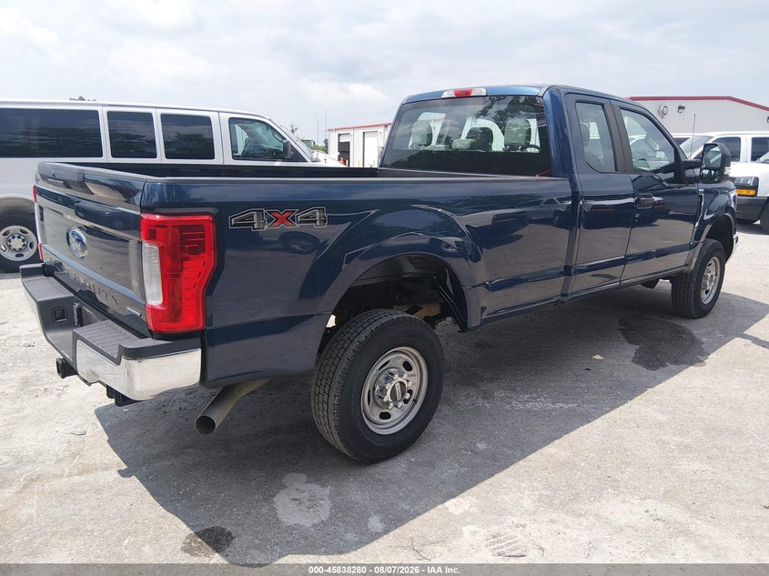 2017 FORD F-350 auction photo 4