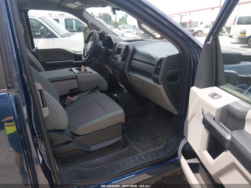 2017 FORD F-350 auction photo 5
