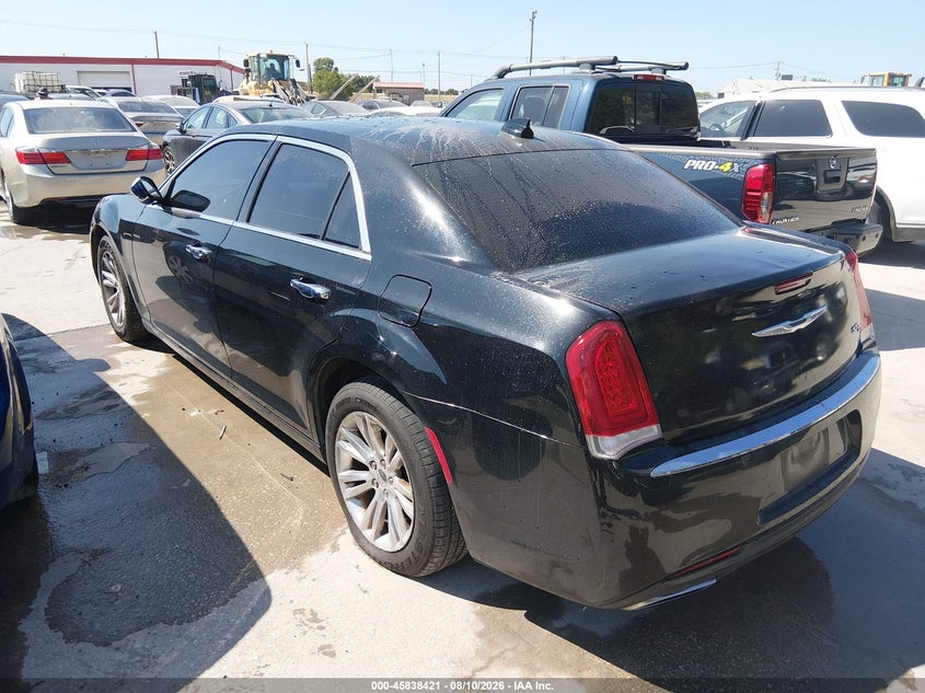 2016 CHRYSLER 300C auction photo 3