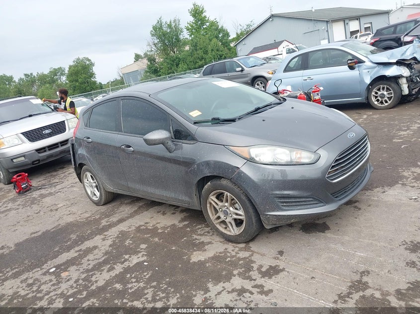 Vin: 3fadp4ej4jm114416, lot: 46337342, ford fiesta se 2018 img_1