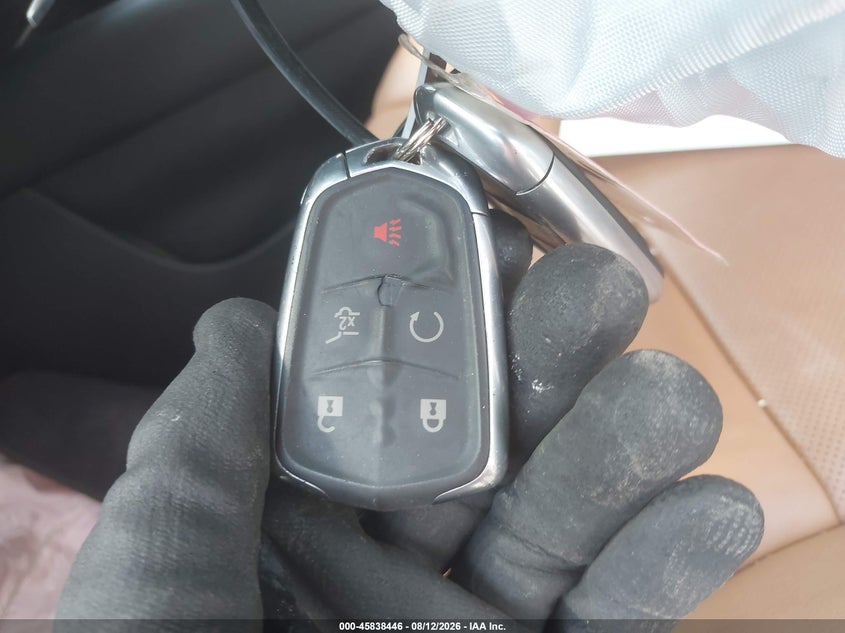 CADILLAC XT4 2020 VIN 1GYFZER41LF150181