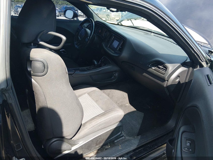 2015 DODGE CHALLENGER auction photo 5