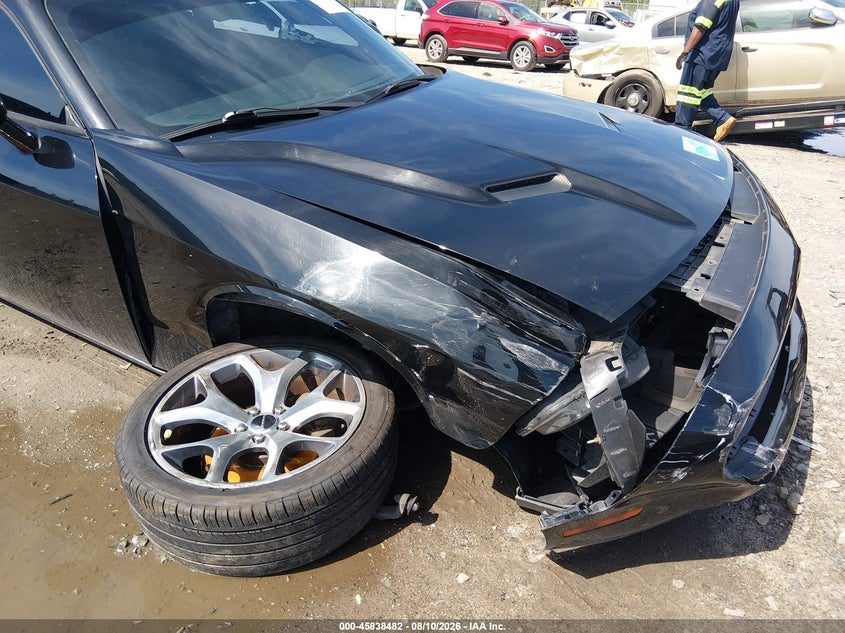 2015 DODGE CHALLENGER auction photo 6