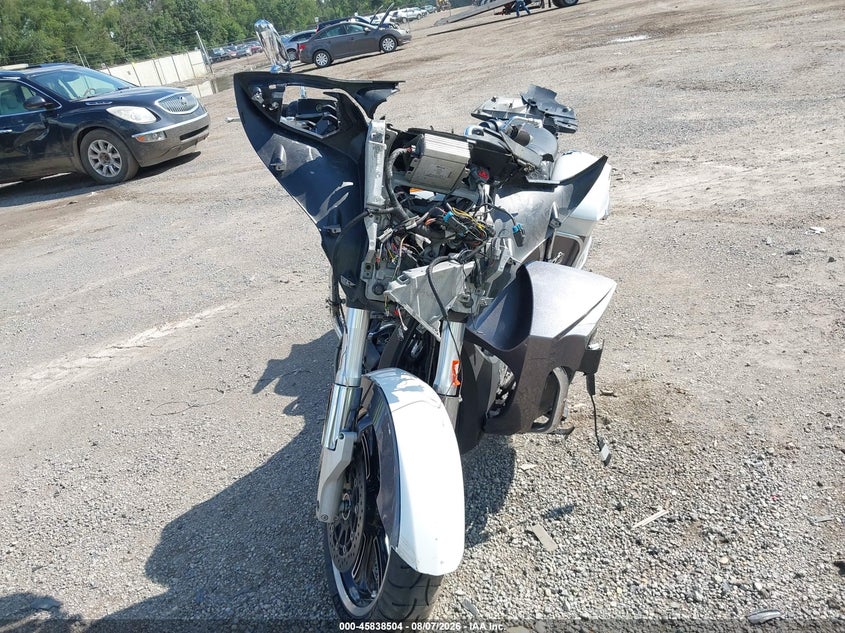2015 VICTORY MOTORCYCLES CROSS COUNTRY auction photo 5