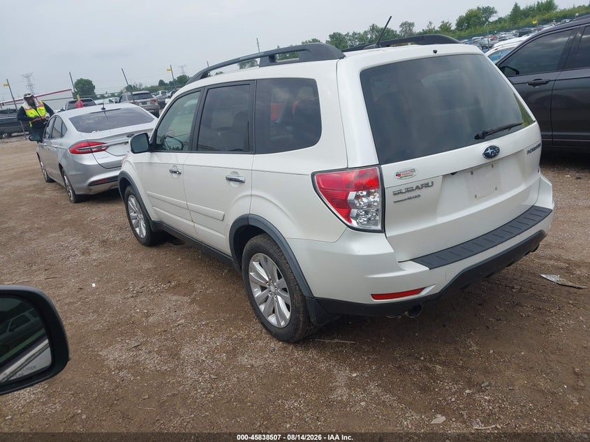 2011 SUBARU FORESTER auction photo 3