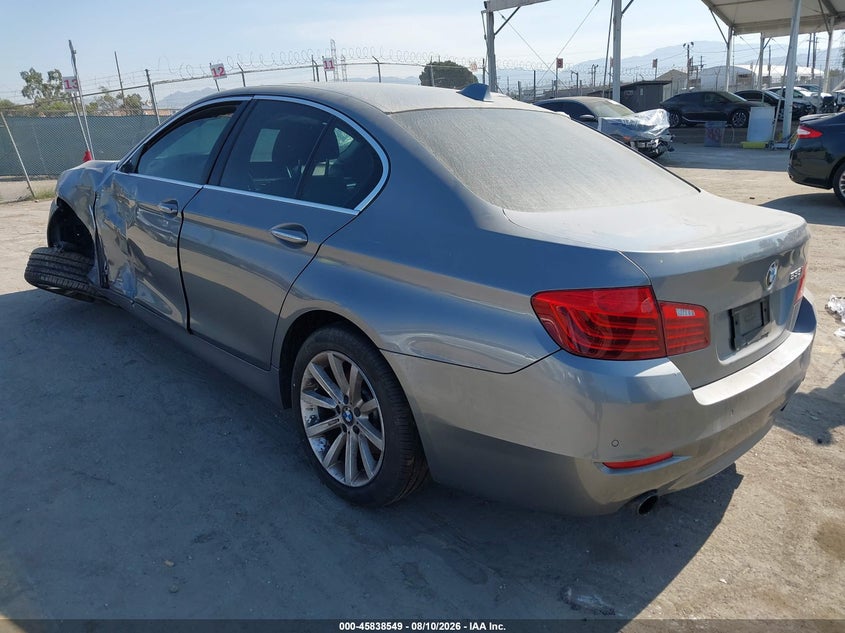 Фото 3 - BMW 535I