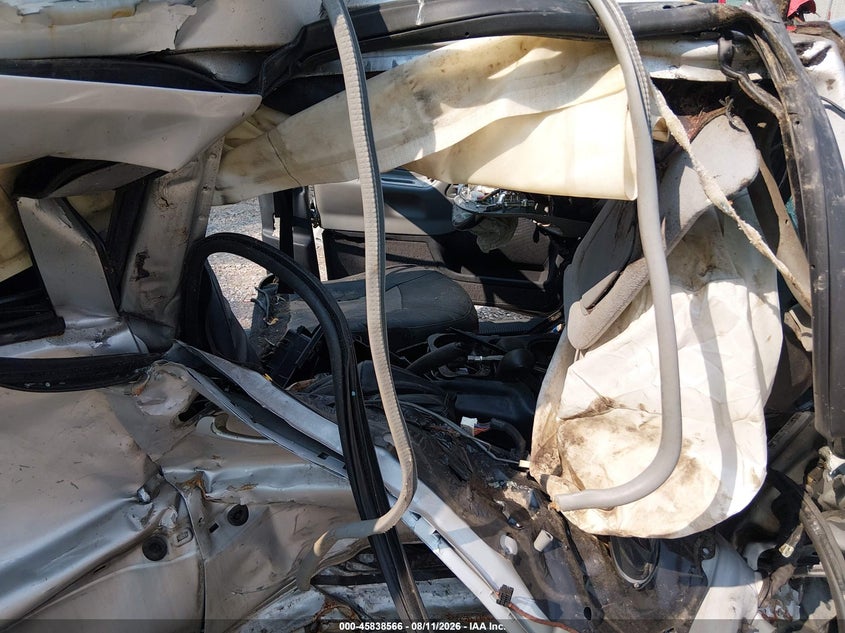 2004 JEEP GRAND CHEROKEE auction photo 5