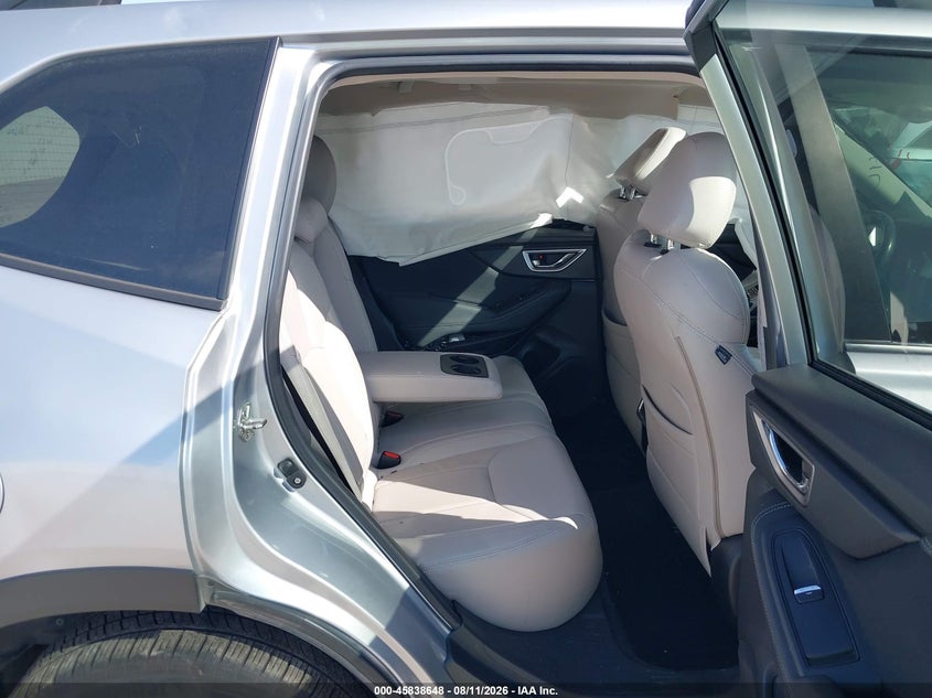 2019 SUBARU FORESTER auction photo 8