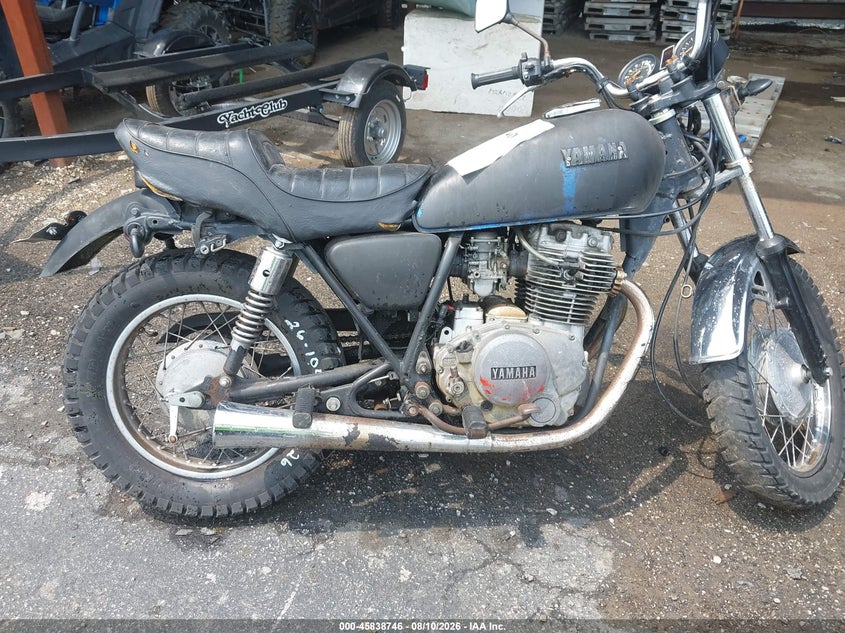 1981 YAMAHA XS400 auction photo 8