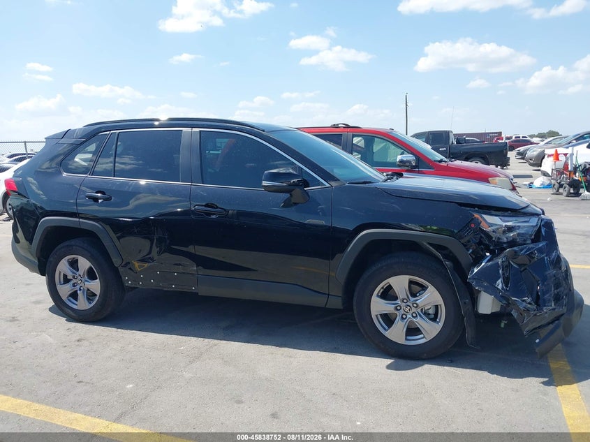 TOYOTA RAV4 - zdjęcie 14