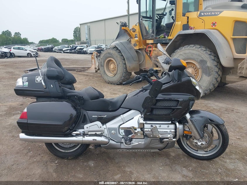 HONDA GL1800 2010