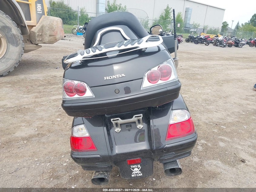 HONDA GL1800 2010
