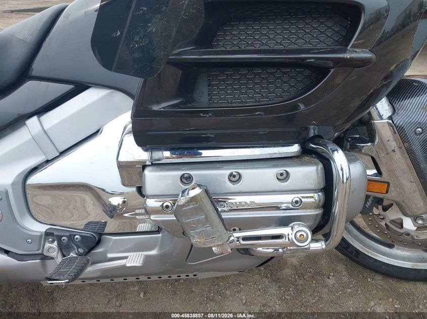 HONDA GL1800 2010